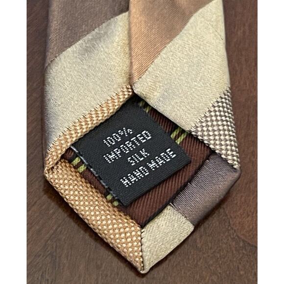 Bcbg Attitude Gold Brown Hand Made 100% Imported Silk Made In China - Picture 7 of 9